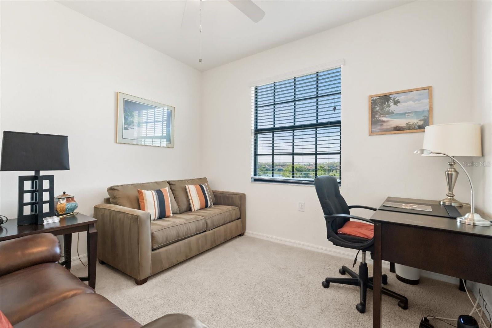 Image 23 of 53 For 16904 Vardon Terrace 301