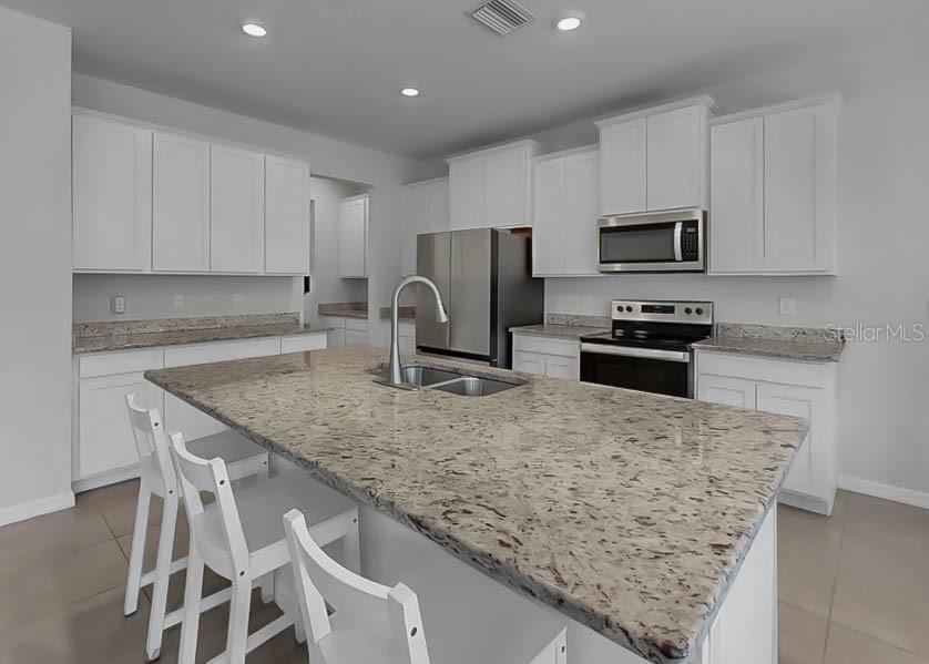 Image 17 of 63 For 16454 Woodside Glen