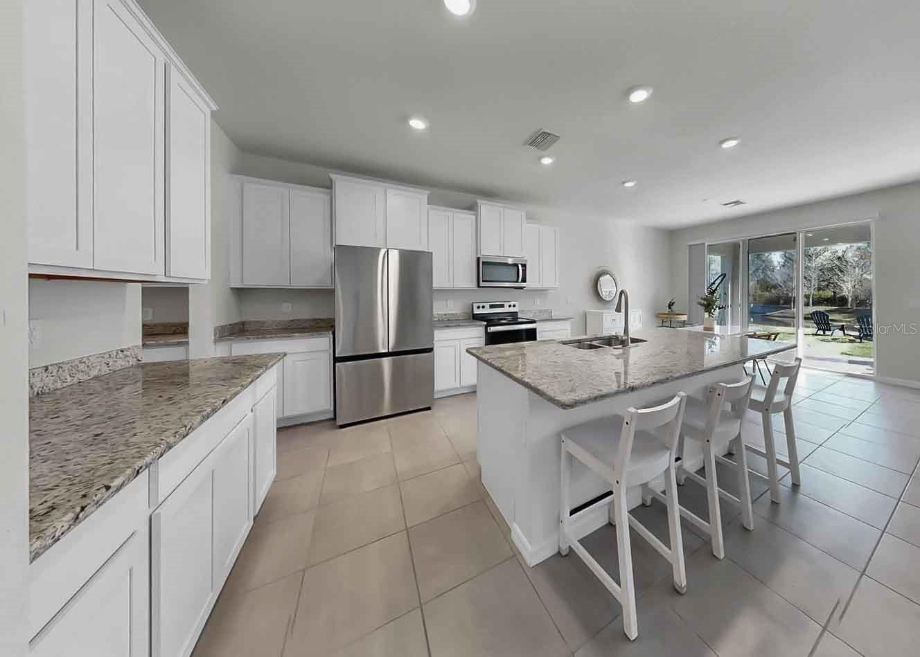 Image 21 of 63 For 16454 Woodside Glen