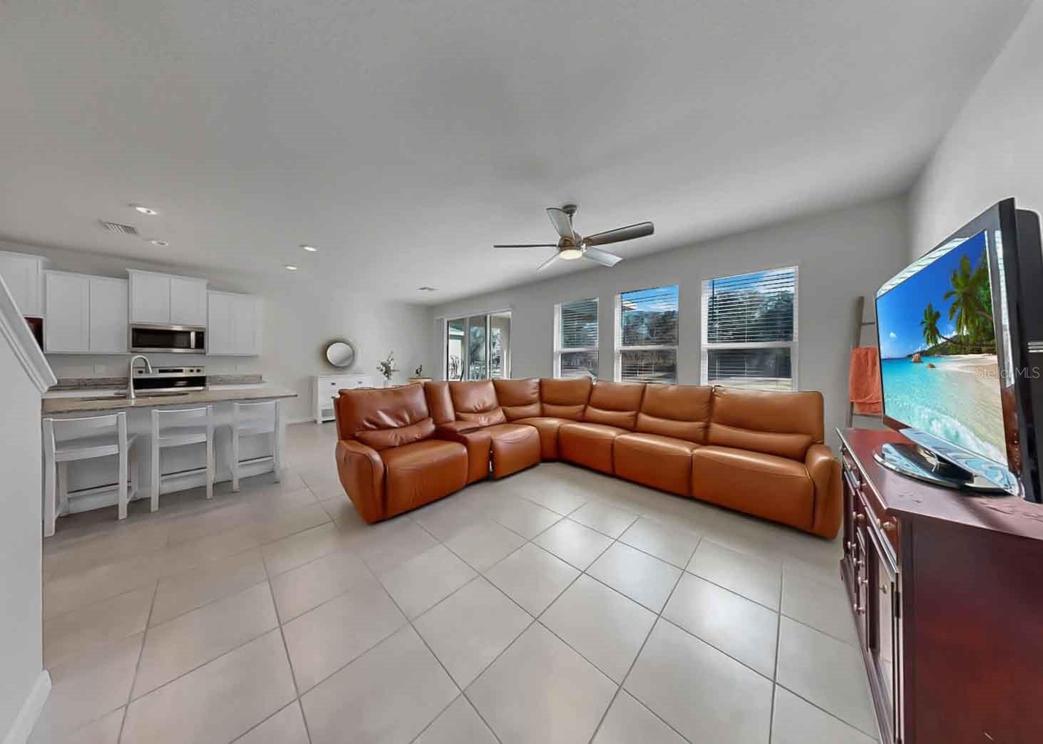 Image 25 of 63 For 16454 Woodside Glen