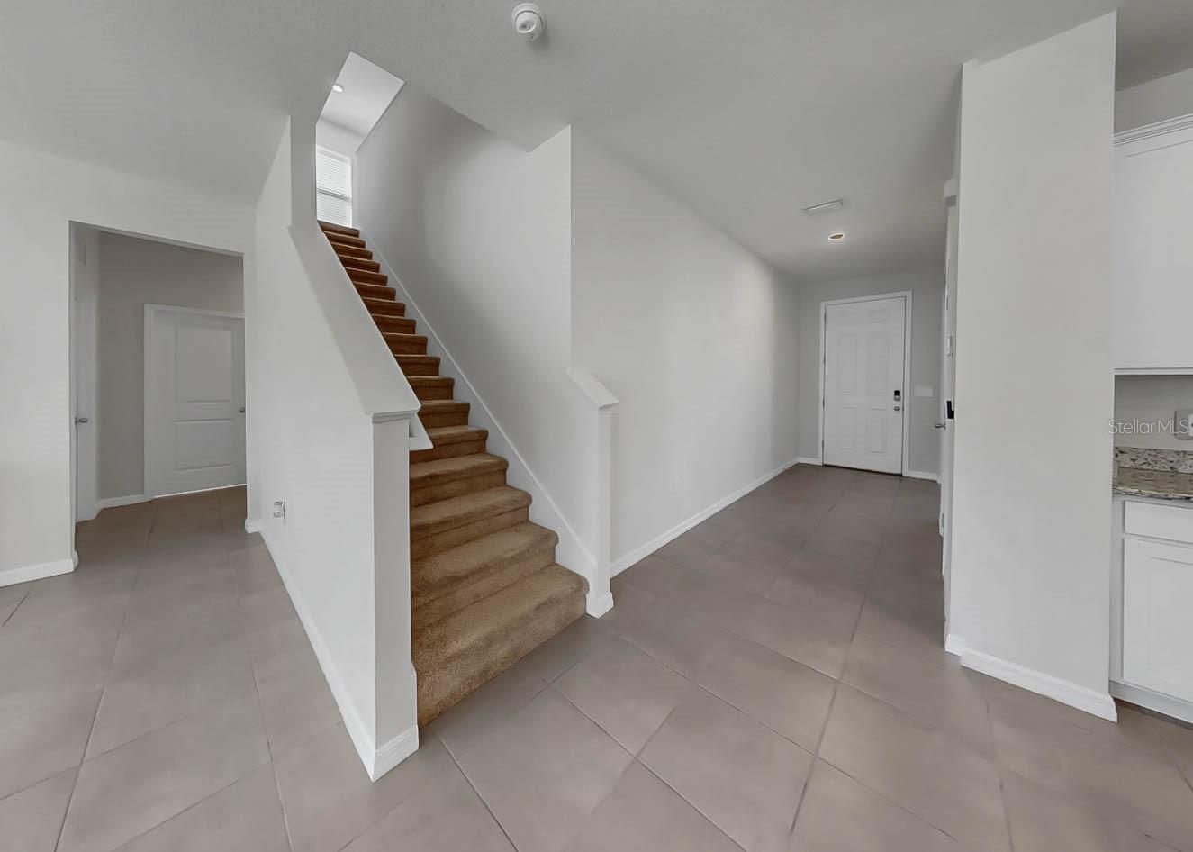 Image 29 of 63 For 16454 Woodside Glen