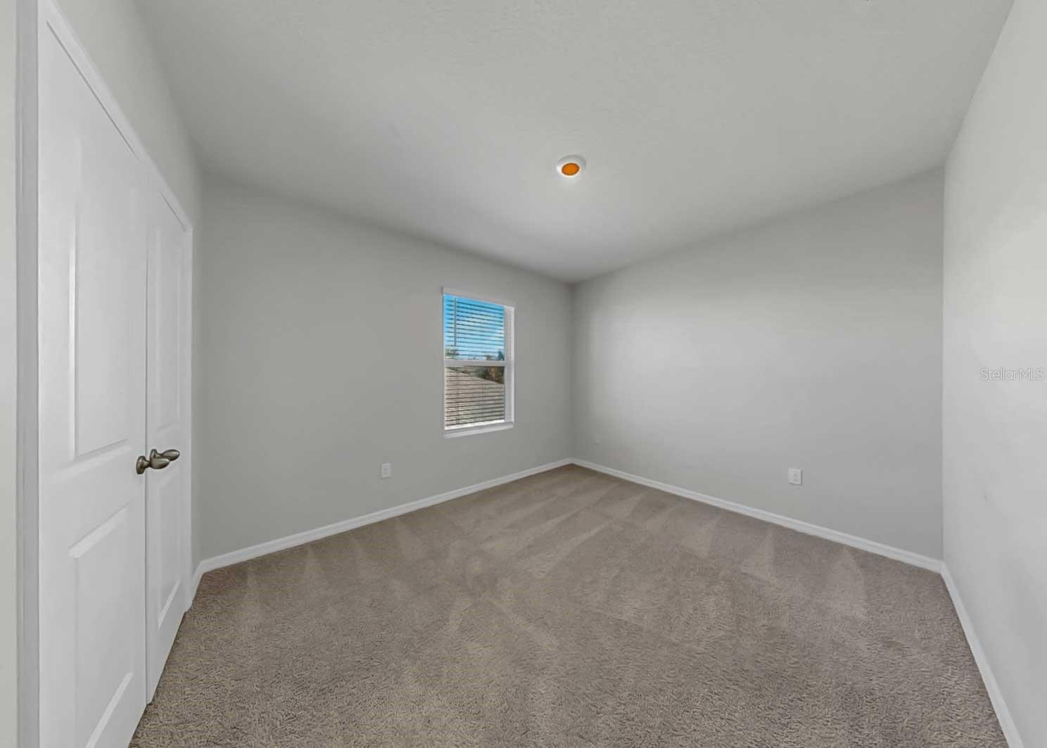 Image 41 of 63 For 16454 Woodside Glen