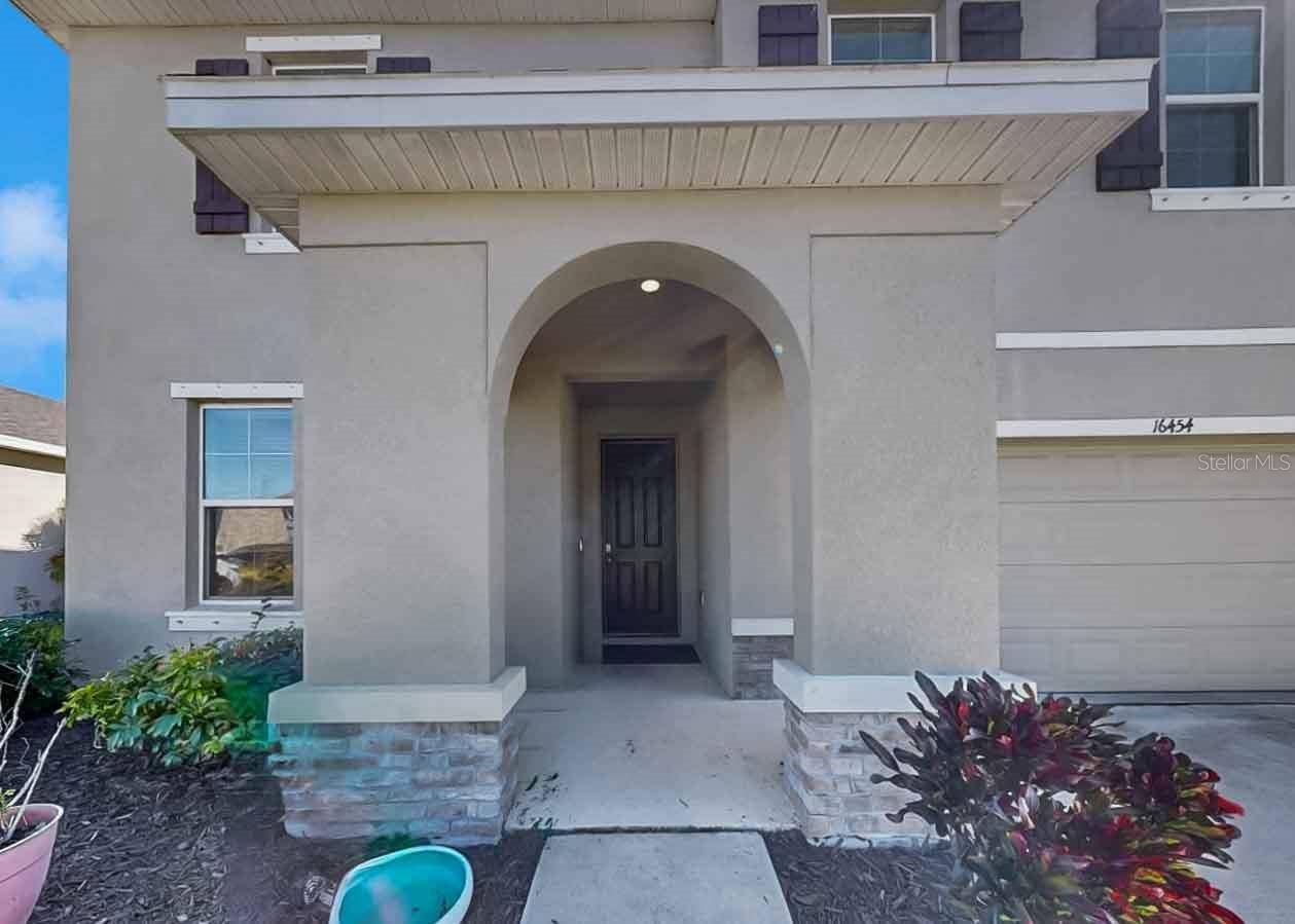 Image 6 of 63 For 16454 Woodside Glen