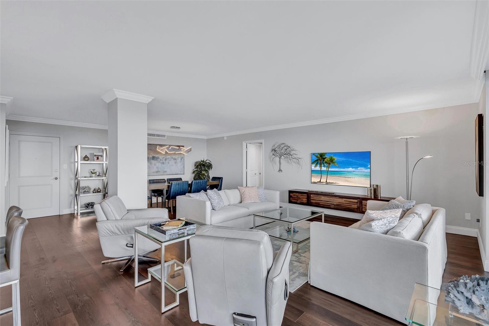 Image 14 of 58 For 4822 Ocean Boulevard 9a