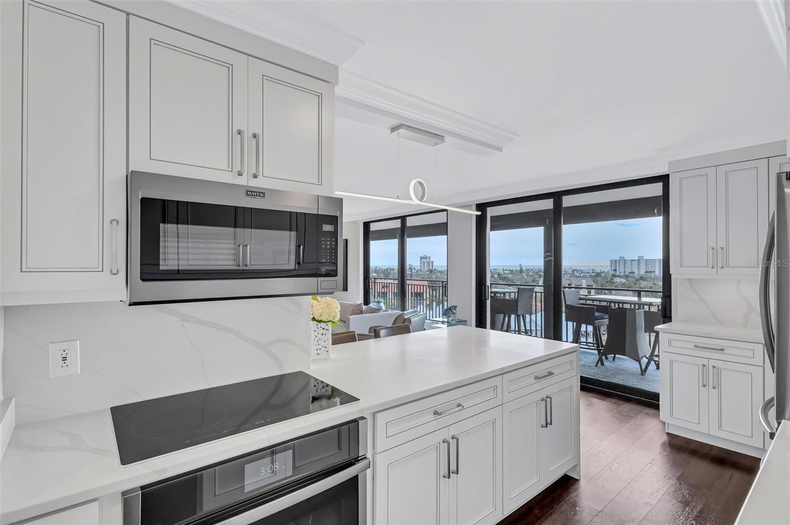 Image 19 of 58 For 4822 Ocean Boulevard 9a