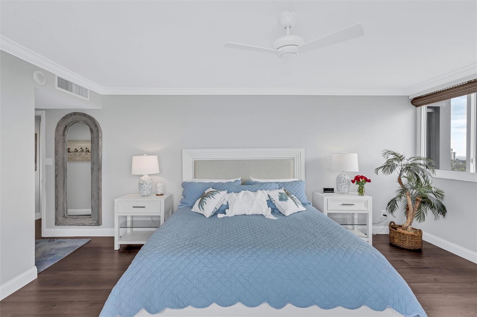 Image 29 of 58 For 4822 Ocean Boulevard 9a