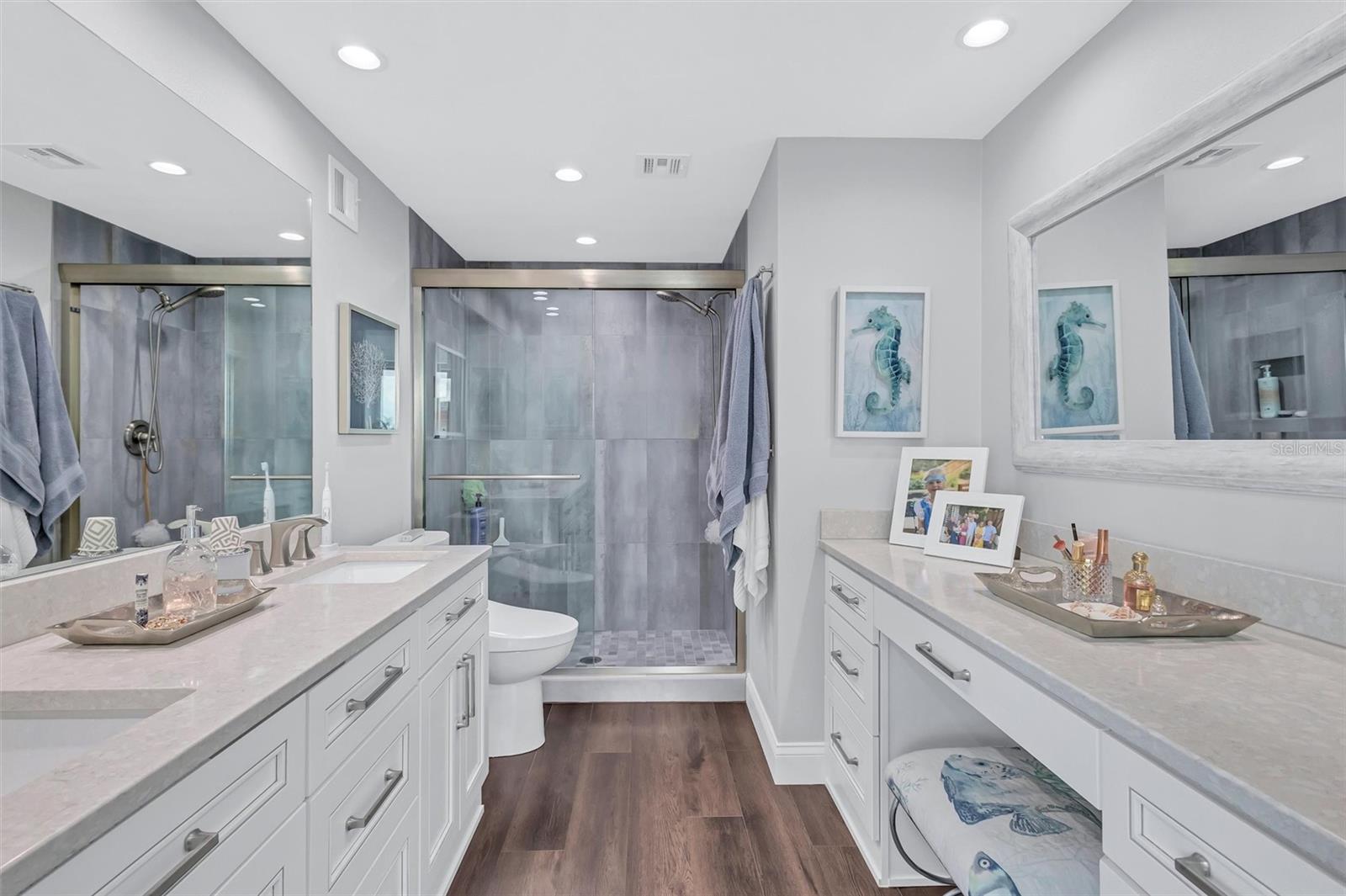 Image 33 of 58 For 4822 Ocean Boulevard 9a