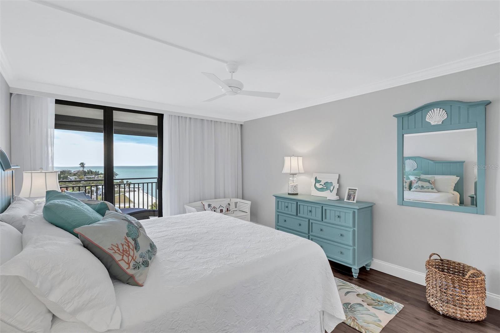 Image 35 of 58 For 4822 Ocean Boulevard 9a