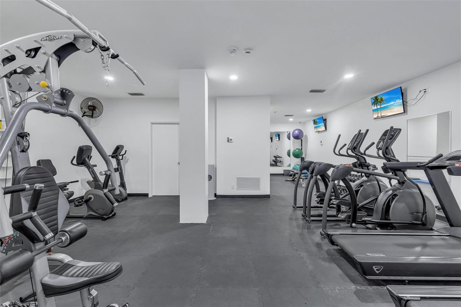 Image 50 of 58 For 4822 Ocean Boulevard 9a