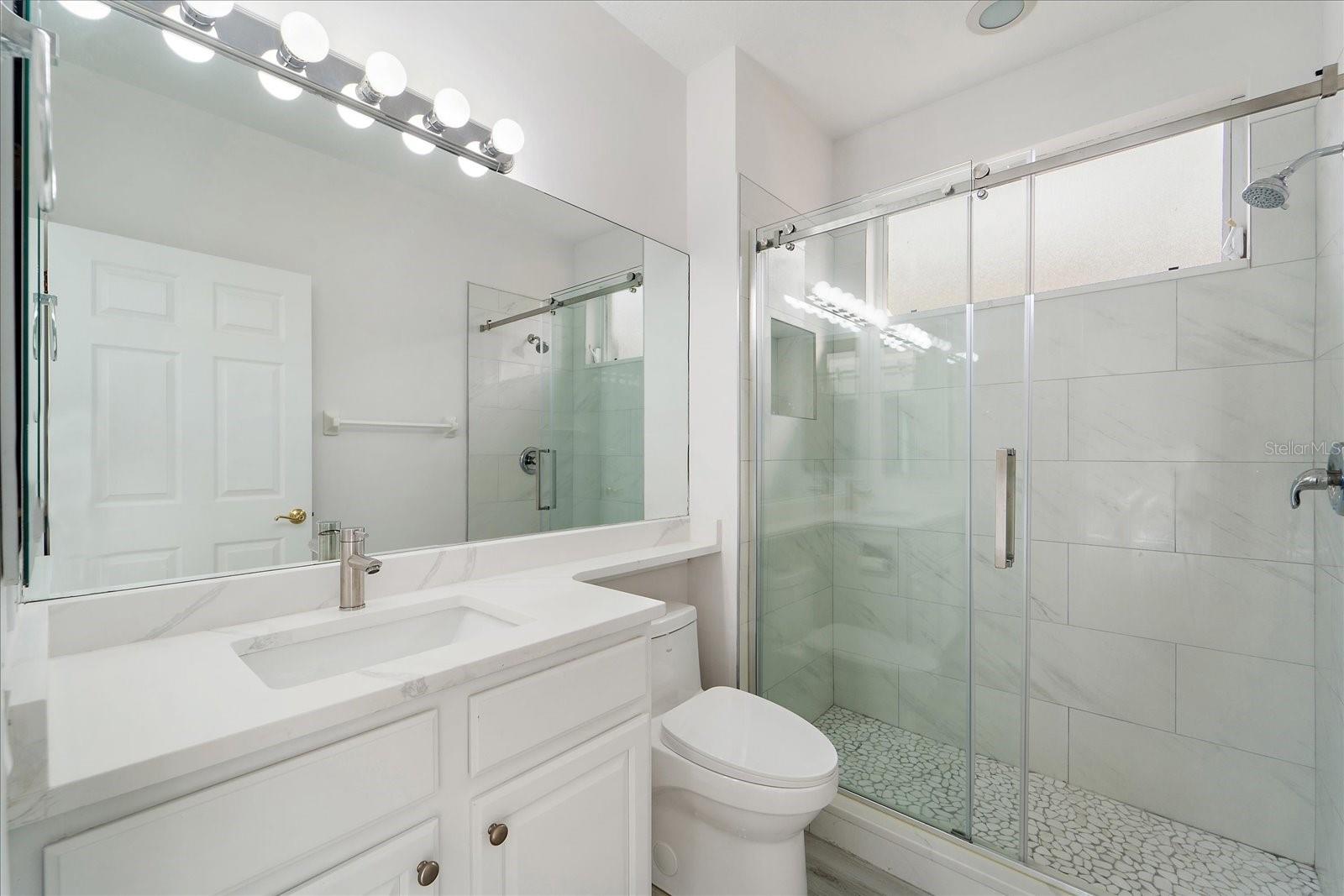 Image 26 of 59 For 6585 Waters Edge Way