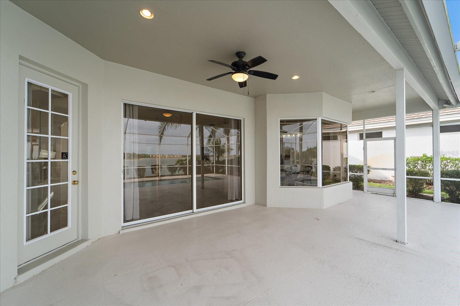 Image 39 of 59 For 6585 Waters Edge Way