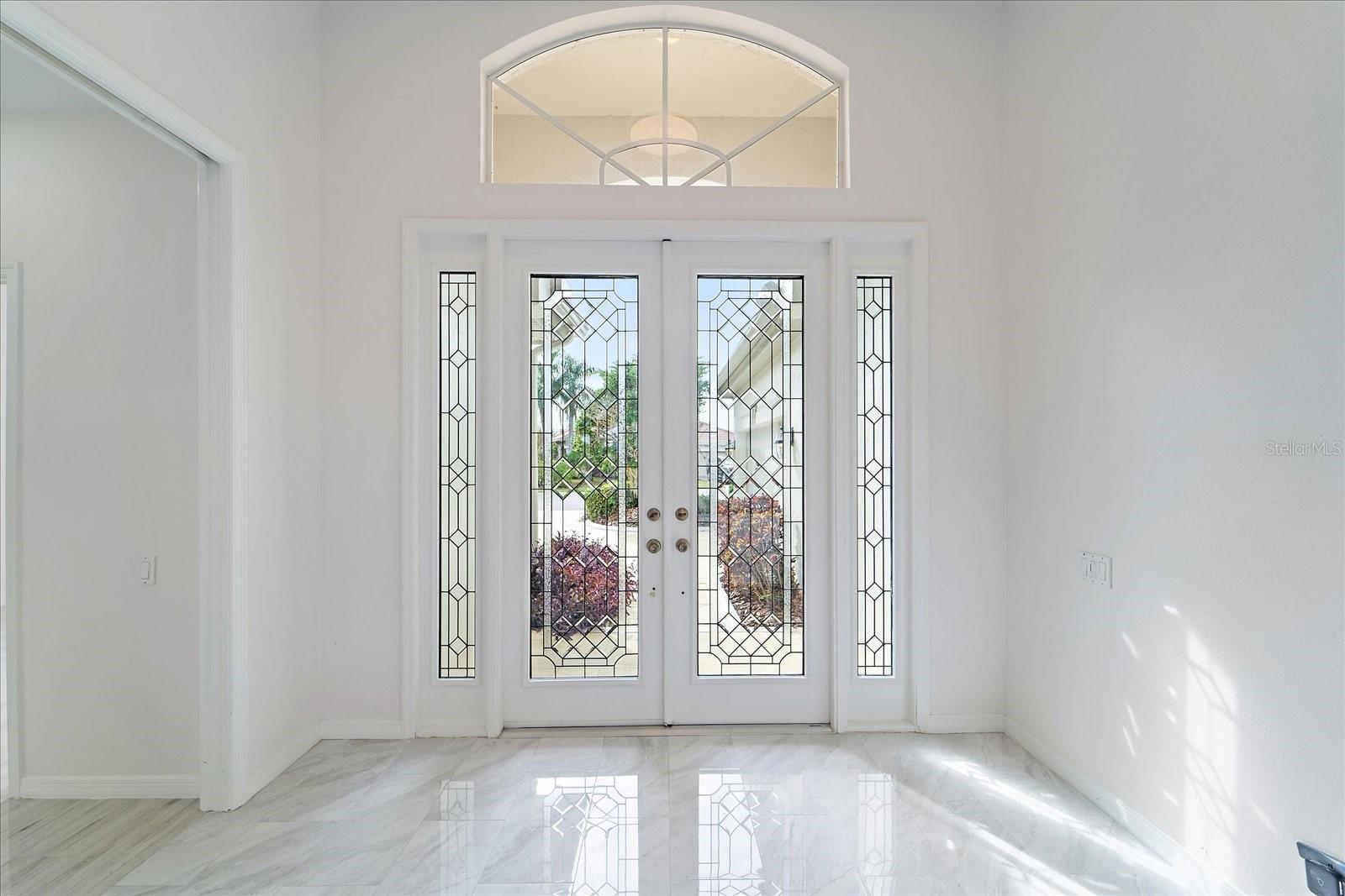 Image 4 of 59 For 6585 Waters Edge Way