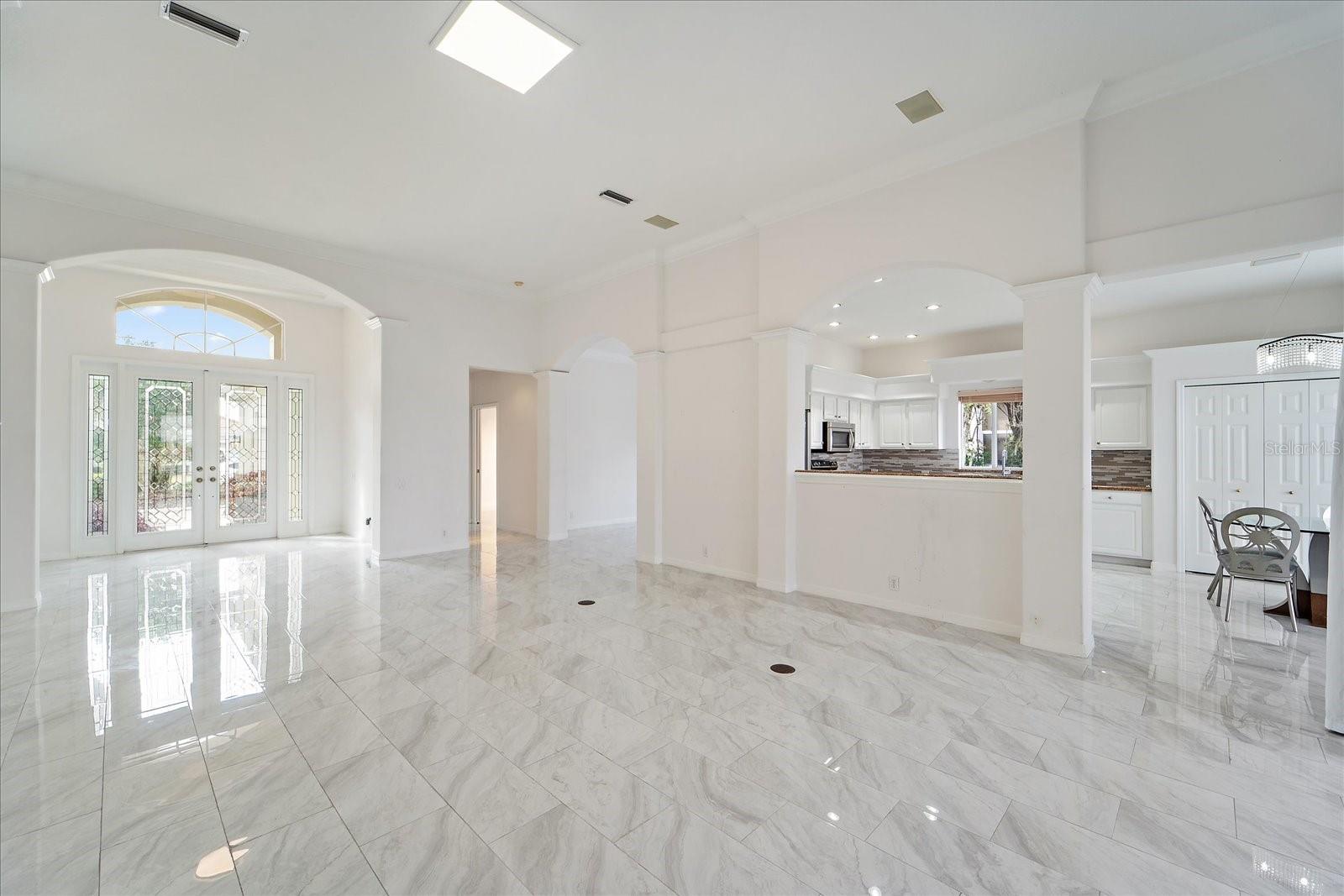 Image 7 of 59 For 6585 Waters Edge Way