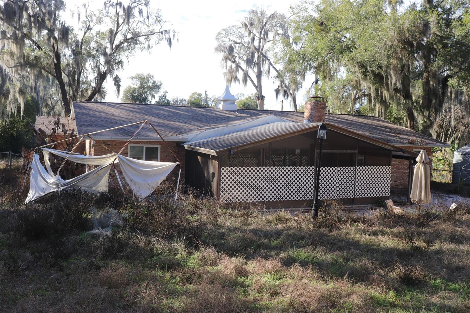 Image 22 of 29 For 401 Pine Avenue