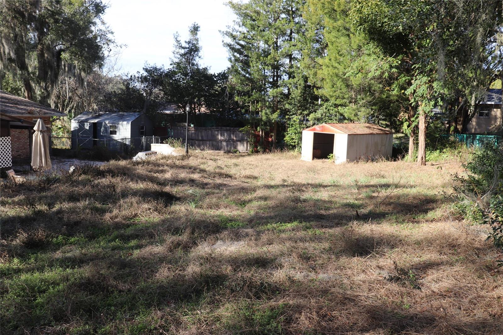 Image 23 of 29 For 401 Pine Avenue