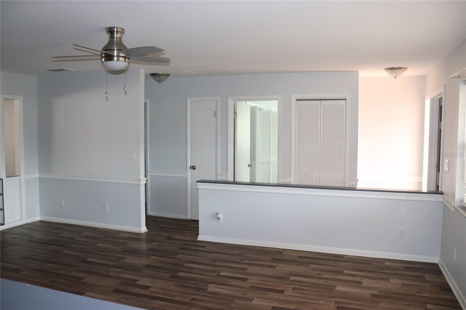 Image 9 of 29 For 401 Pine Avenue