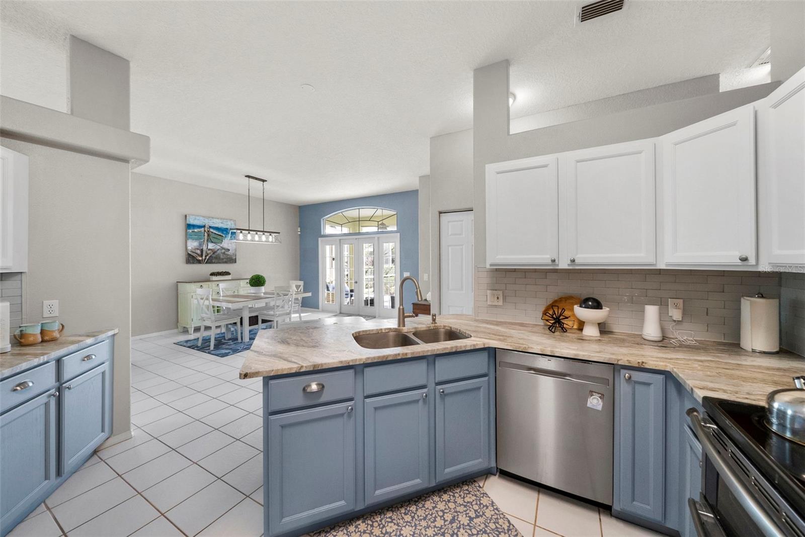 Image 19 of 41 For 12216 Winding Woods Way