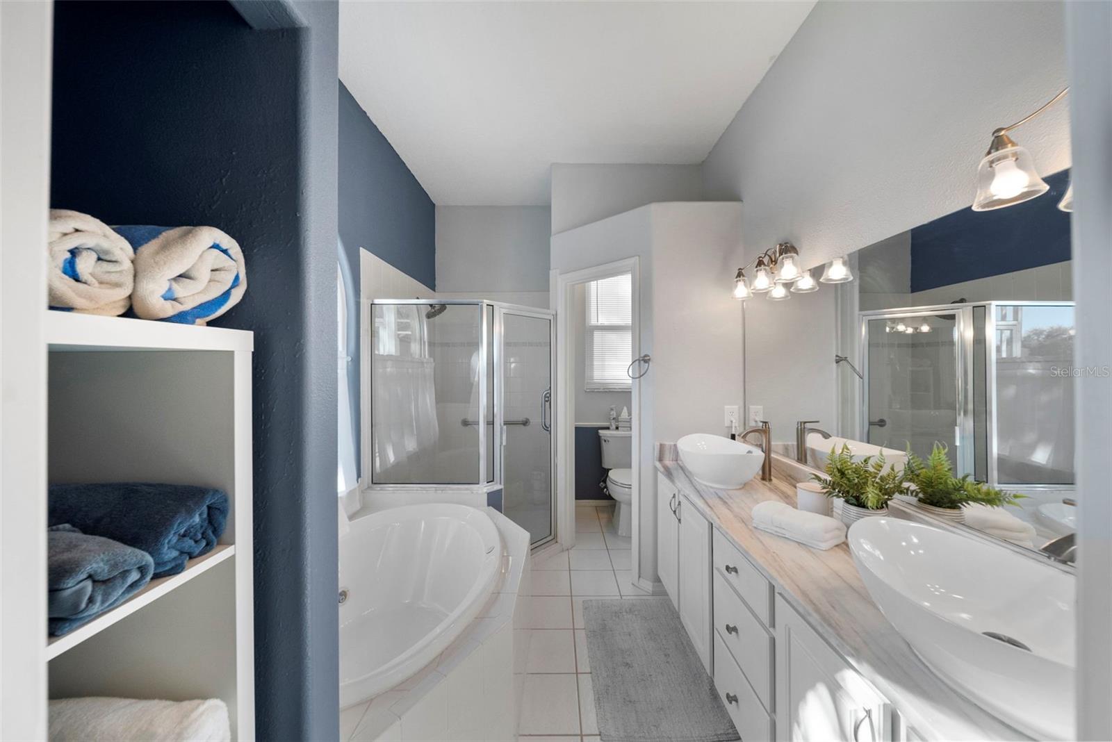 Image 22 of 41 For 12216 Winding Woods Way