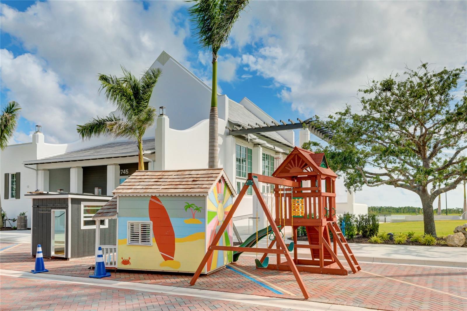 Image 48 of 51 For 17975 Franklin Park Court