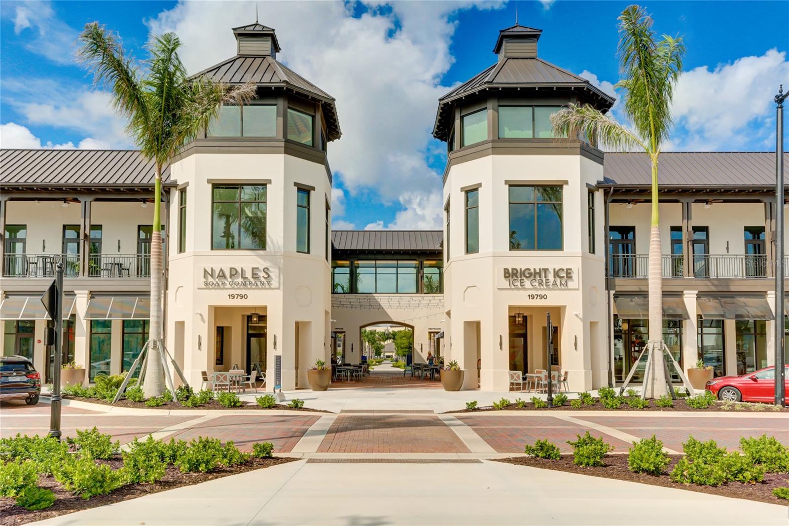 Image 49 of 51 For 17975 Franklin Park Court