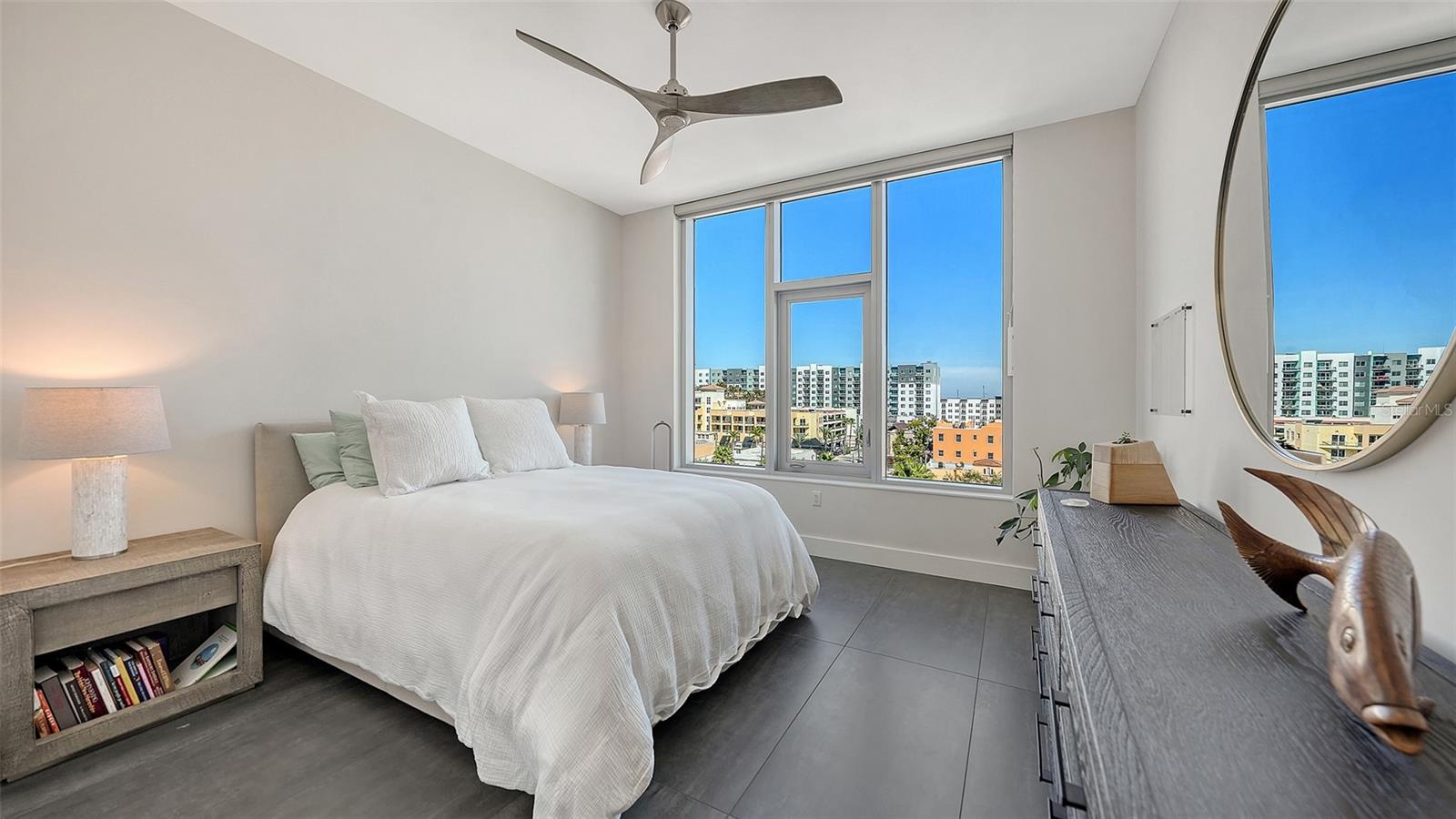 Image 13 of 34 For 111 Pineapple Avenue 601