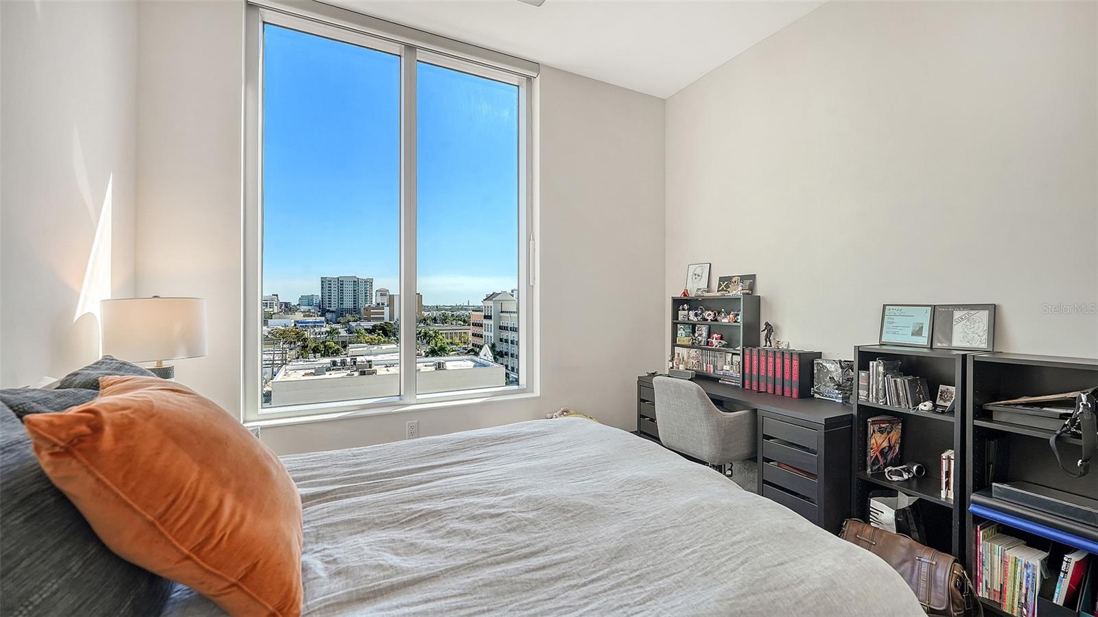 Image 17 of 34 For 111 Pineapple Avenue 601