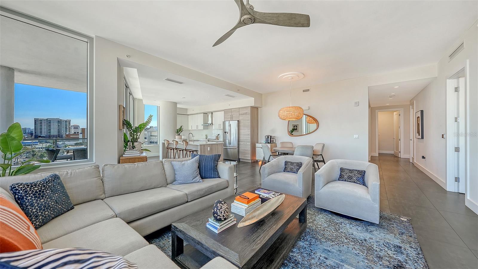 Image 4 of 34 For 111 Pineapple Avenue 601