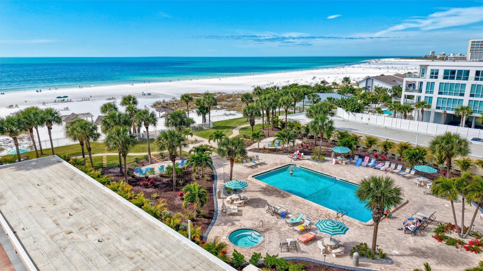 Image 47 of 79 For 6140 Midnight Pass Road 401