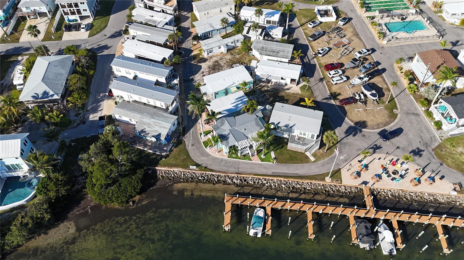 Image 5 of 23 For 2601 Gulf Drive N B14