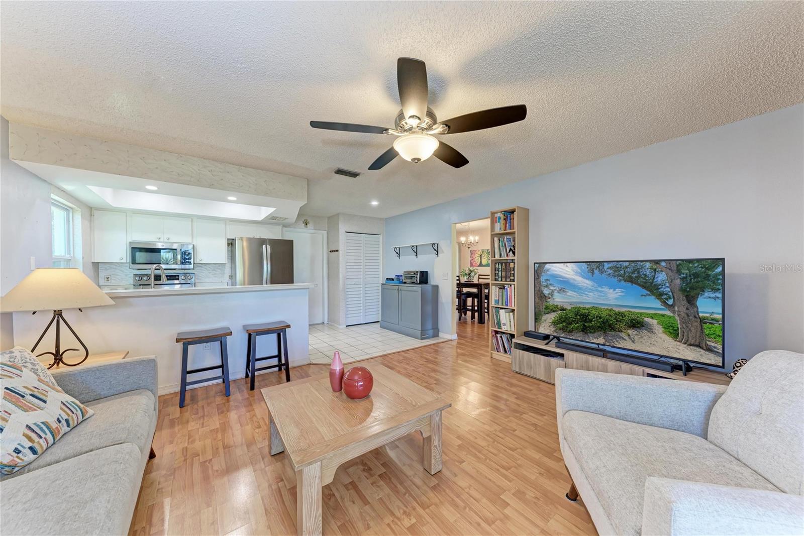 Image 11 of 42 For 1841 Springwood Drive