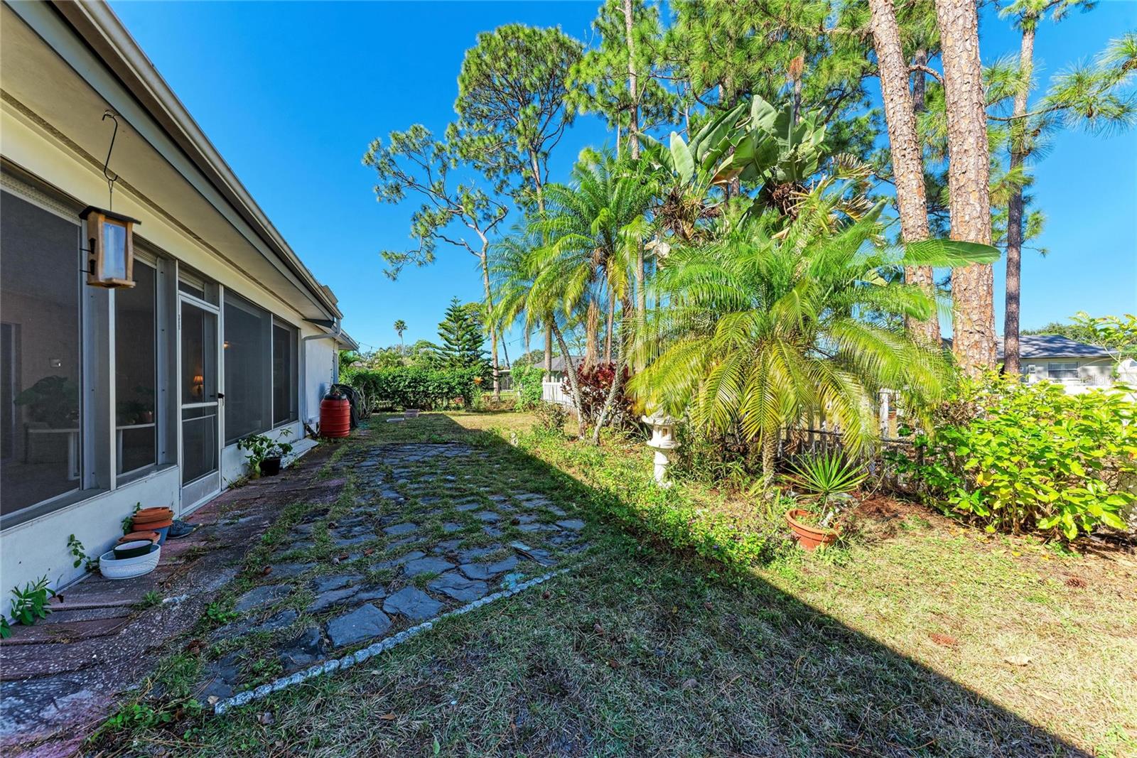 Image 38 of 42 For 1841 Springwood Drive