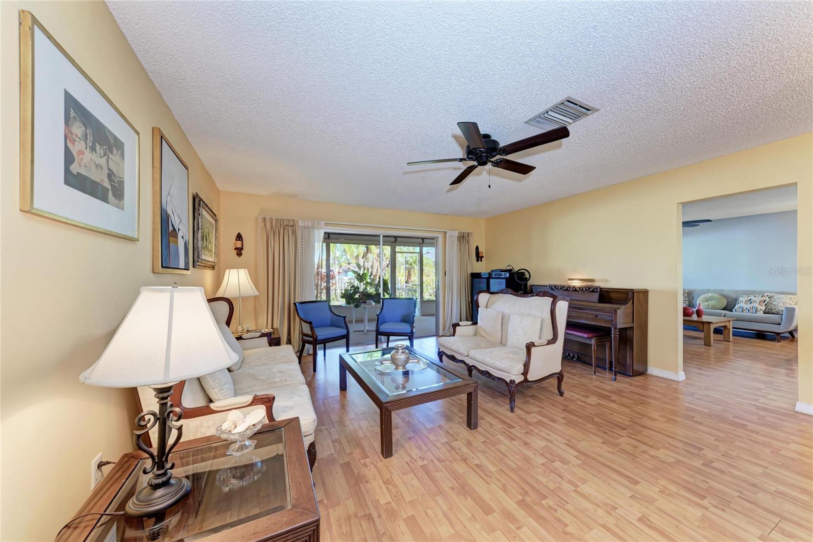 Image 6 of 42 For 1841 Springwood Drive