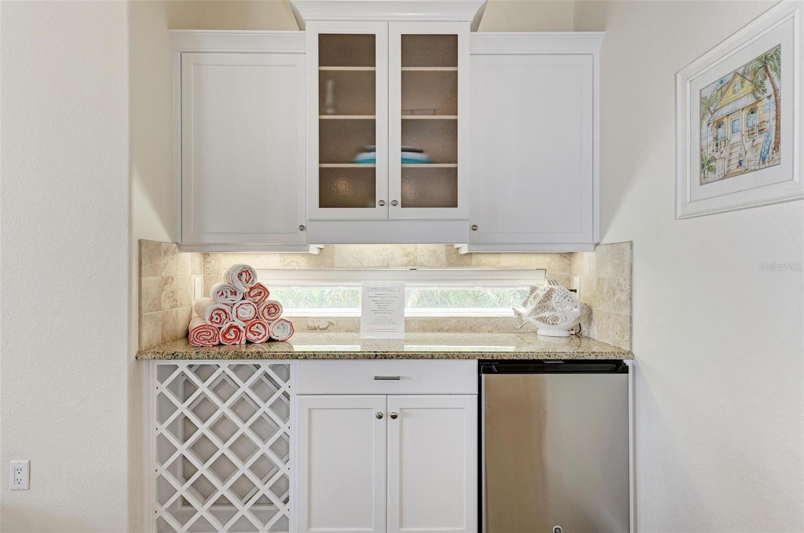 Image 24 of 65 For 203 Harbor Drive