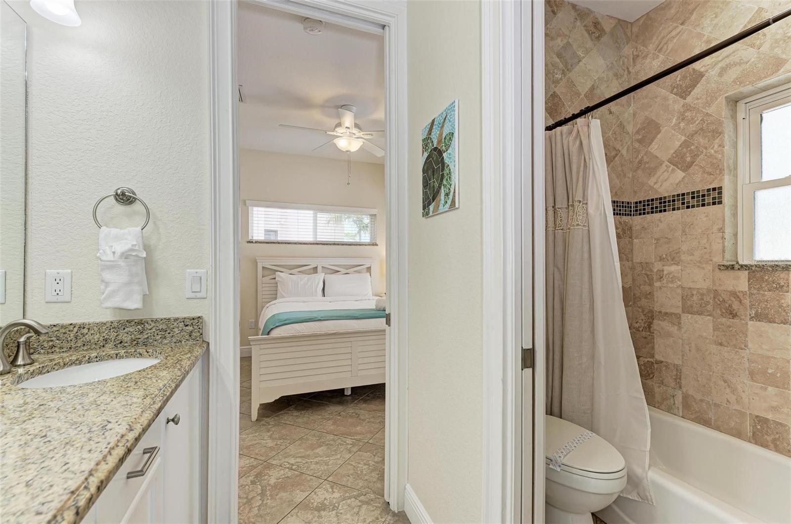 Image 34 of 65 For 203 Harbor Drive