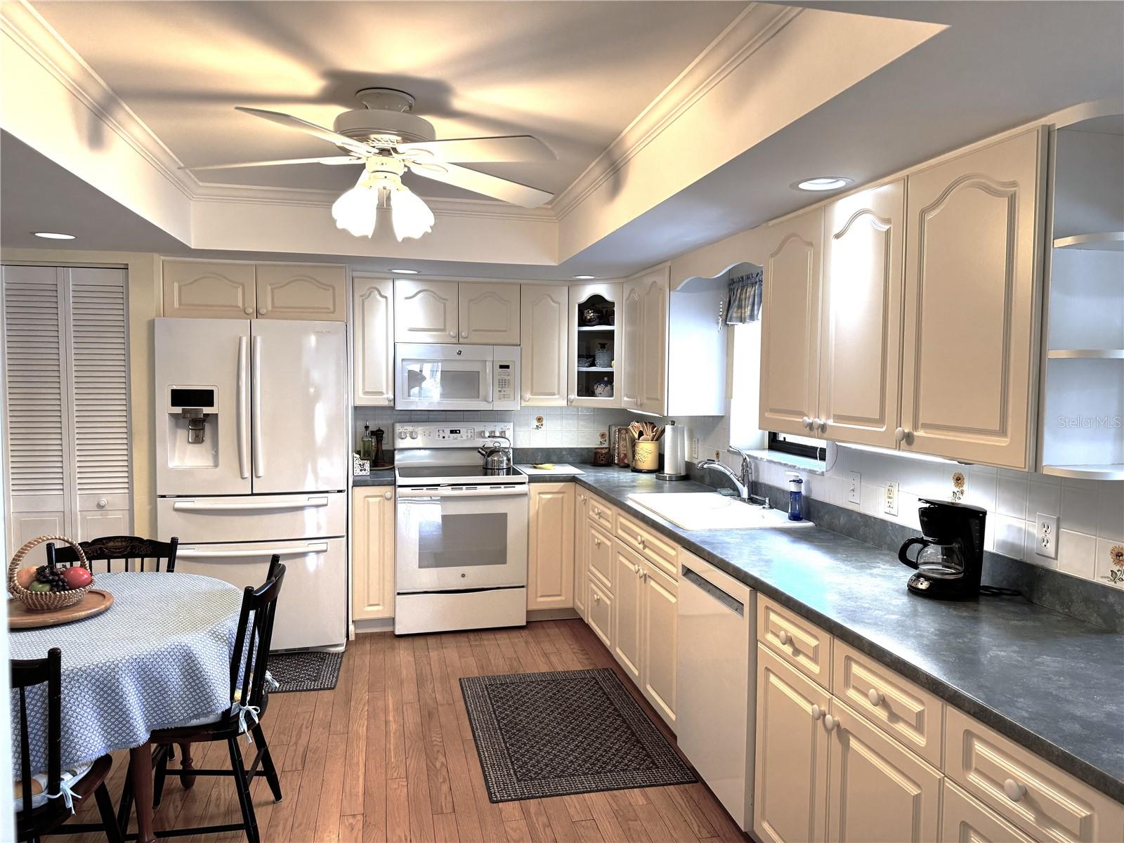 Image 16 of 59 For 229 Laurel Hollow Drive 83