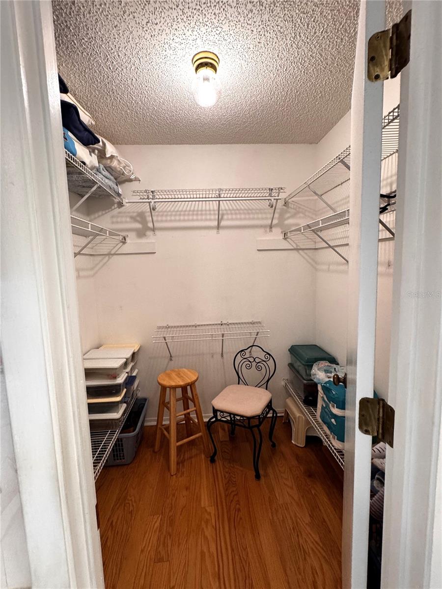 Image 21 of 59 For 229 Laurel Hollow Drive 83