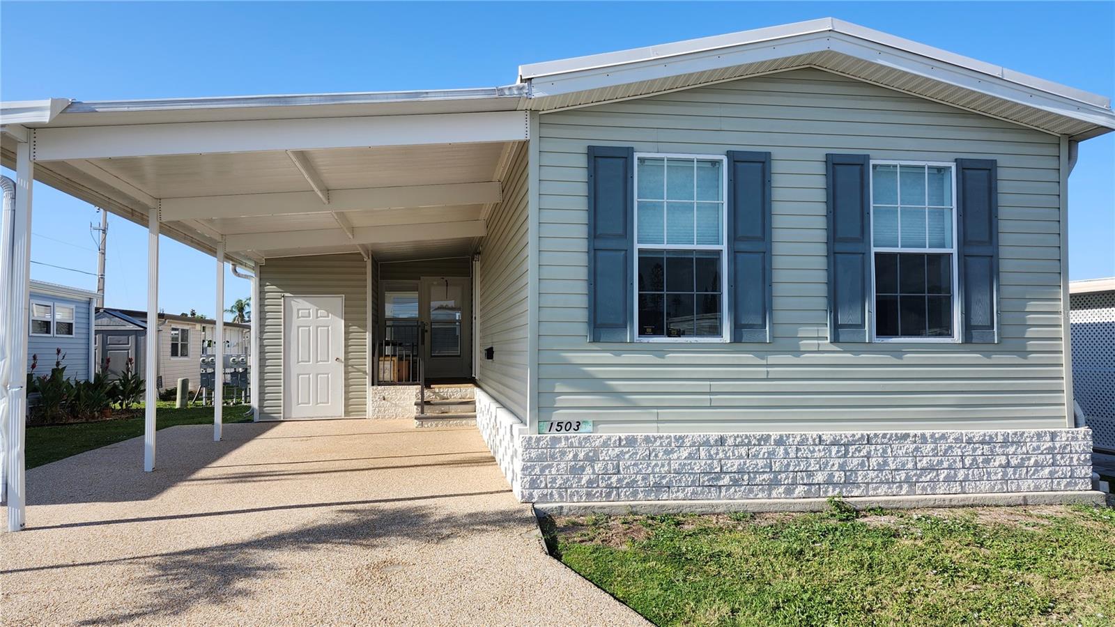 Image 13 of 27 For 1503 23rd Avenue W