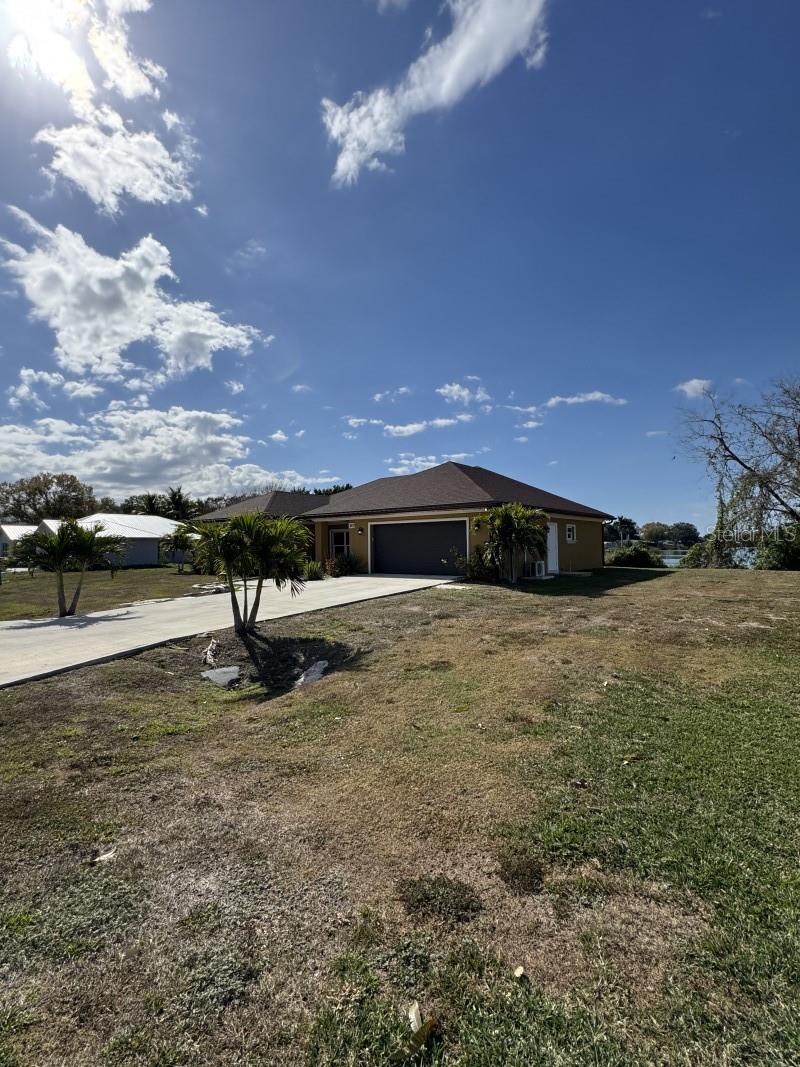 Image 3 of 39 For 2809 27th Avenue