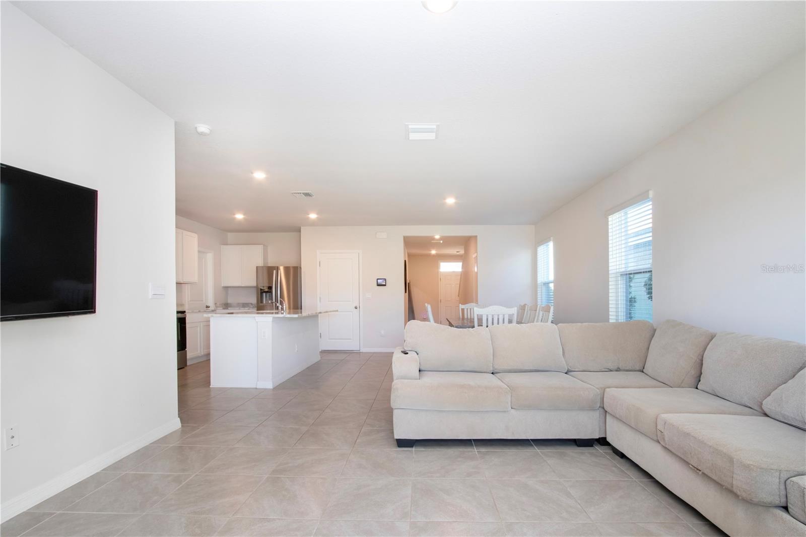 Image 15 of 87 For 3513 Hilltop Circle