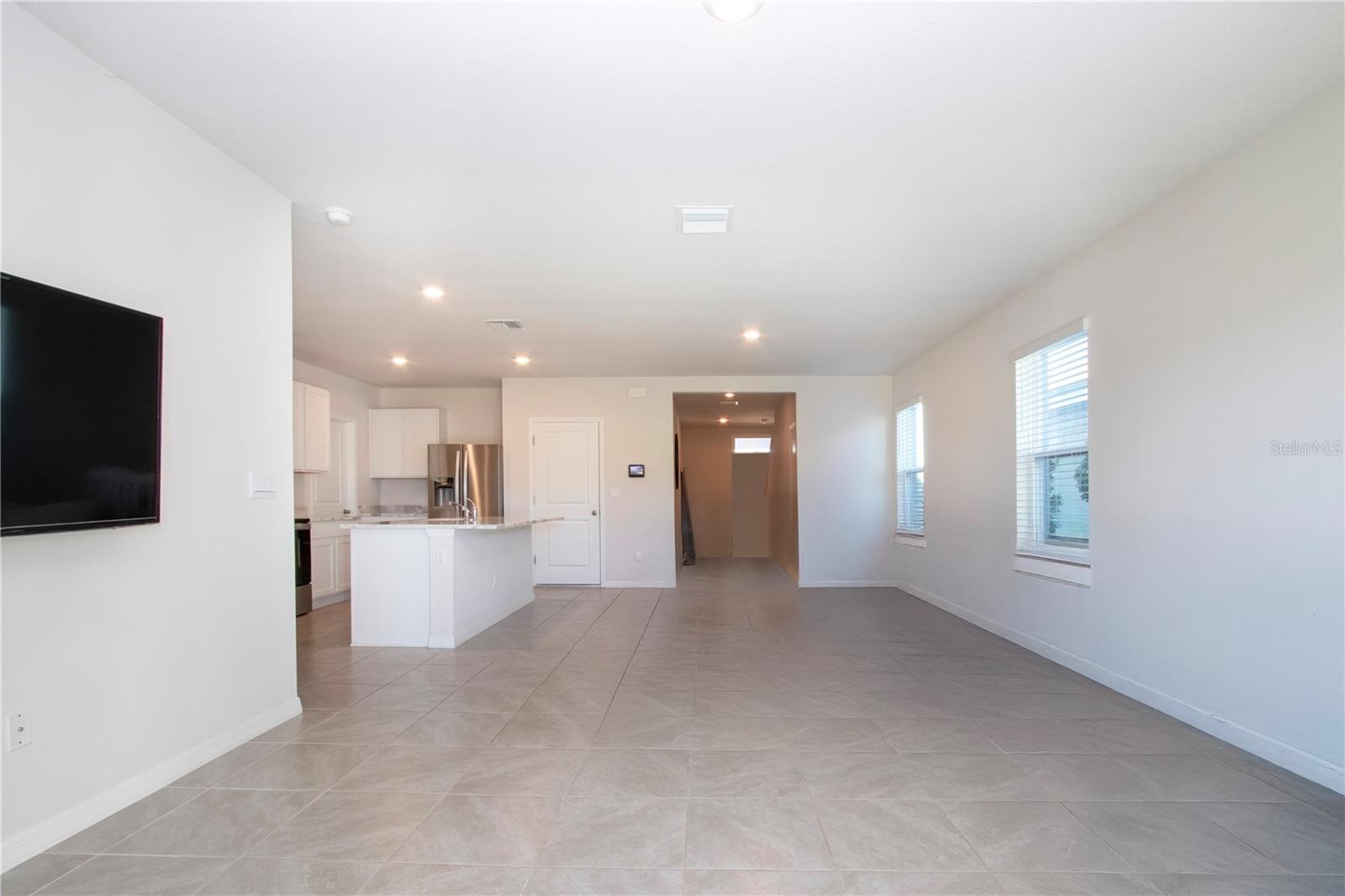 Image 16 of 87 For 3513 Hilltop Circle