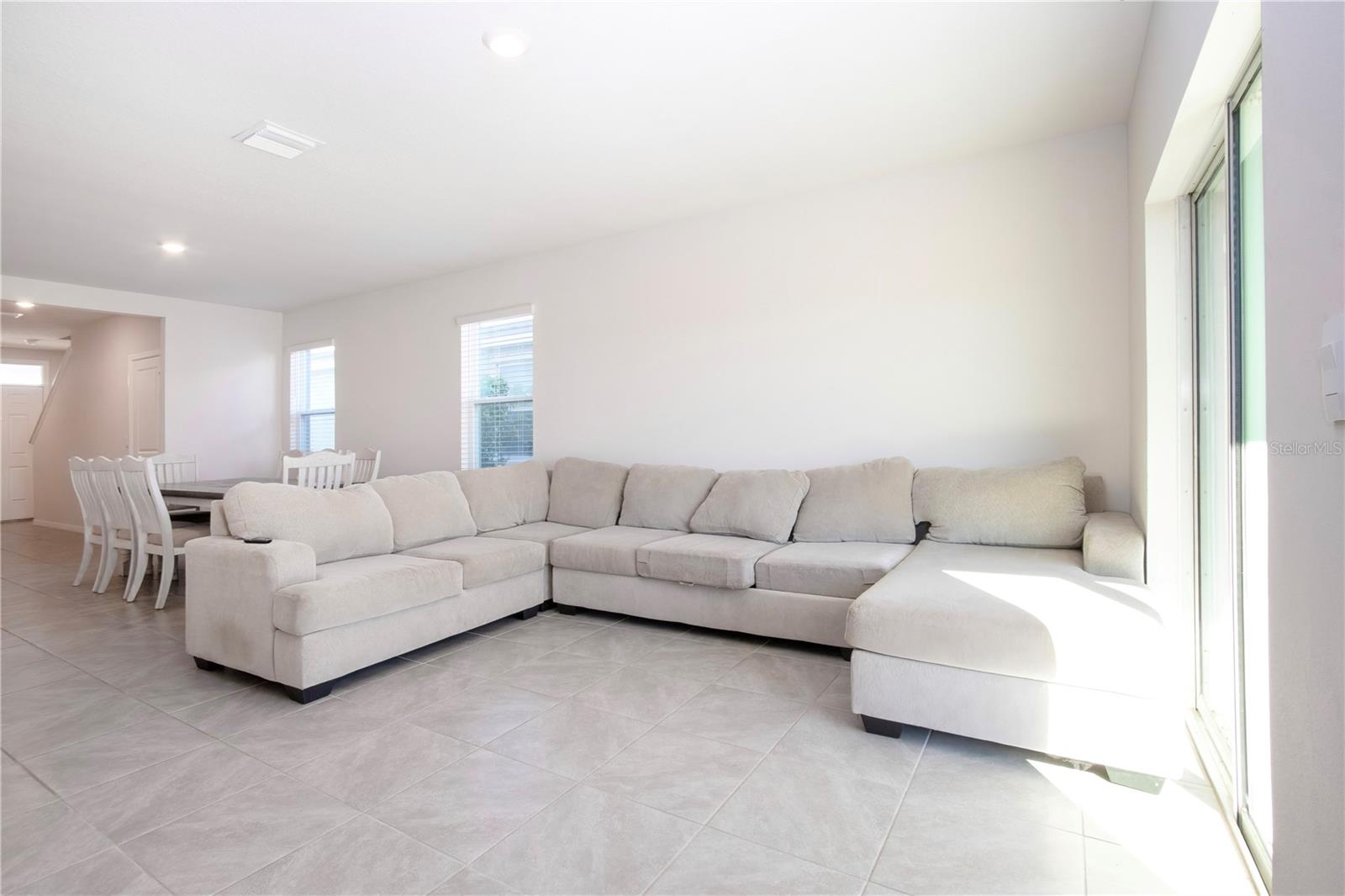 Image 17 of 87 For 3513 Hilltop Circle