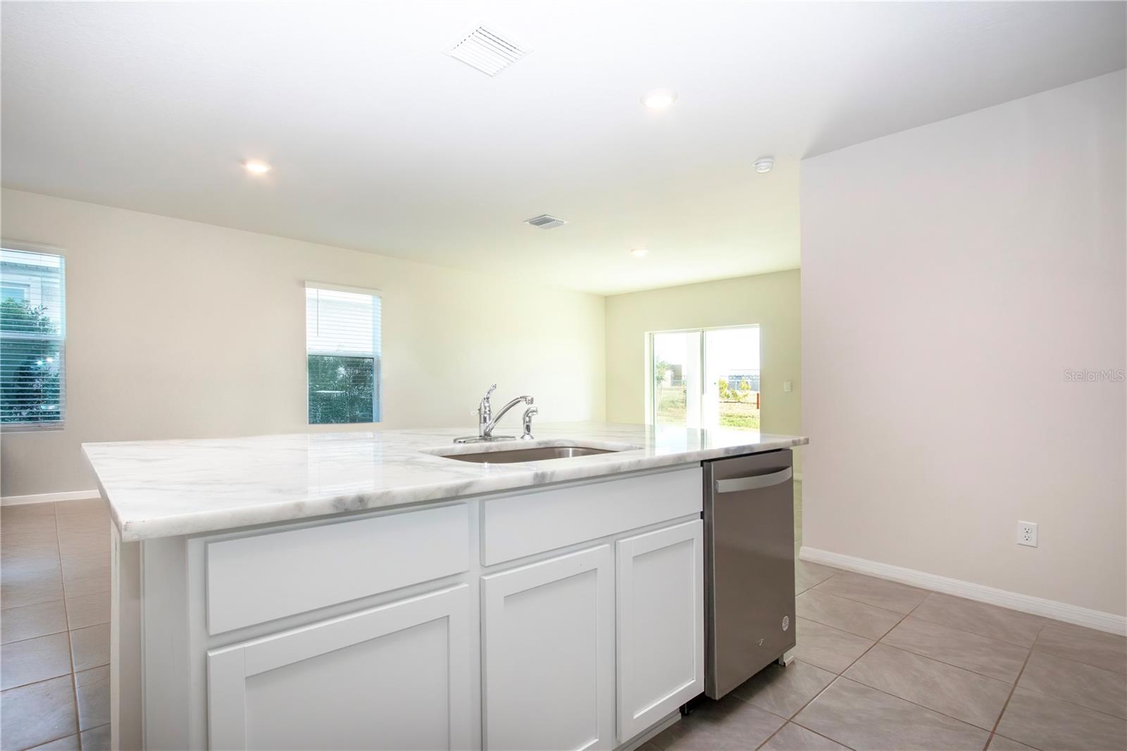 Image 28 of 87 For 3513 Hilltop Circle