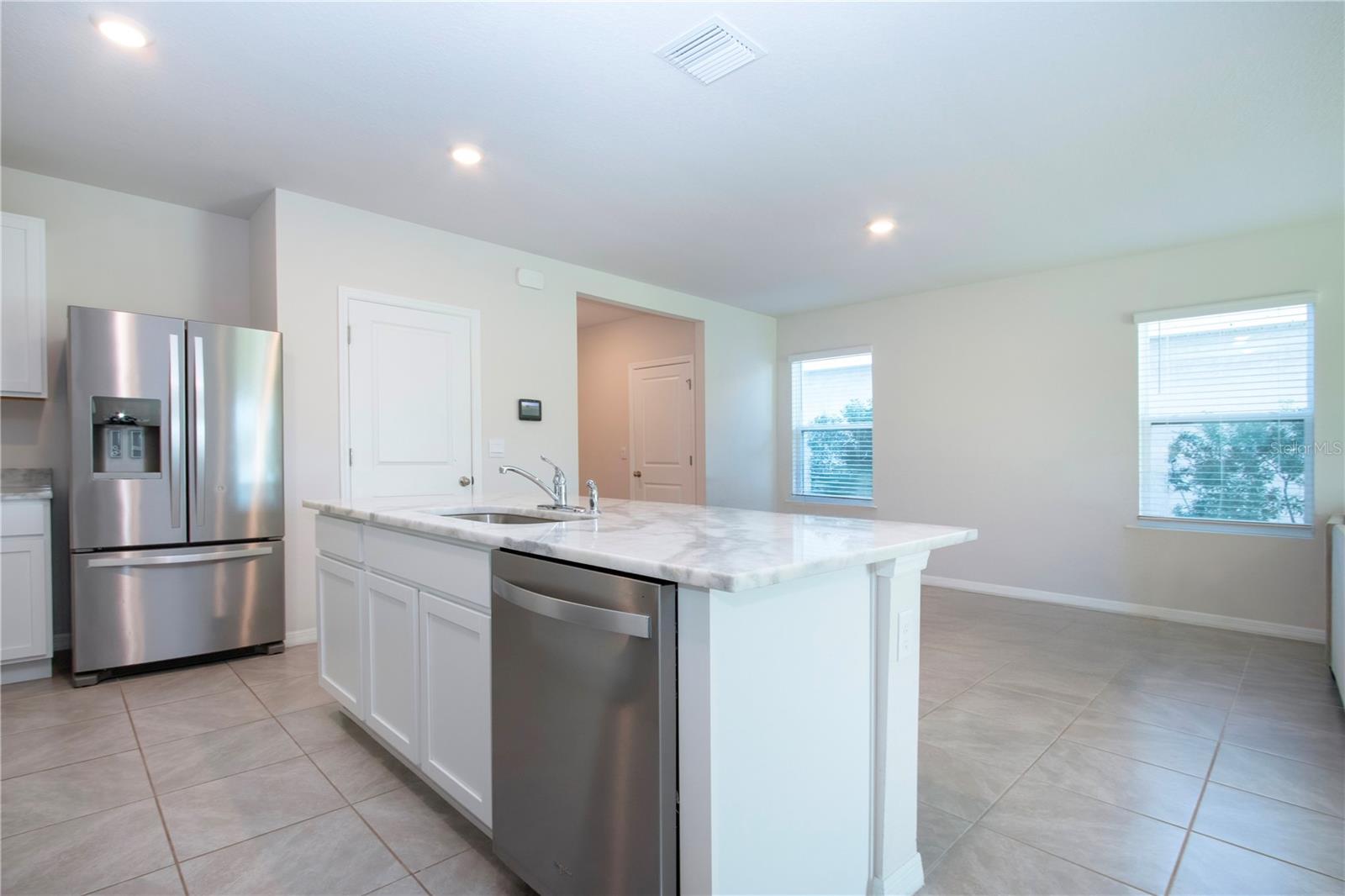 Image 31 of 87 For 3513 Hilltop Circle