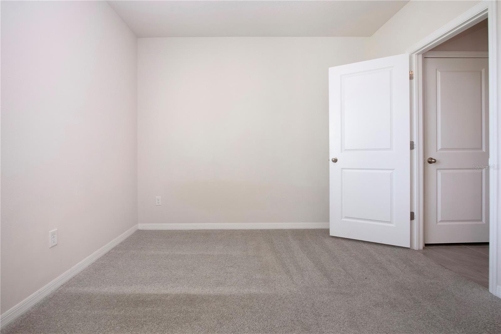 Image 35 of 87 For 3513 Hilltop Circle