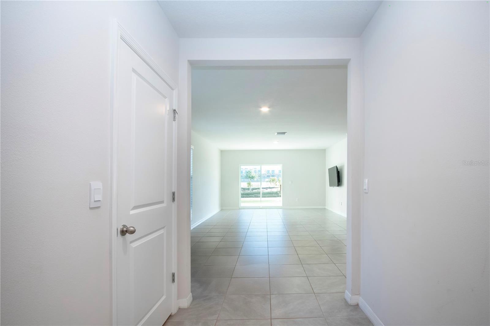 Image 4 of 87 For 3513 Hilltop Circle