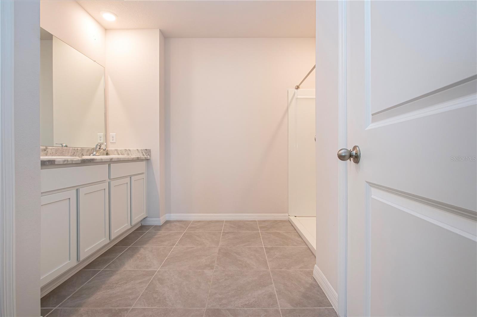 Image 44 of 87 For 3513 Hilltop Circle