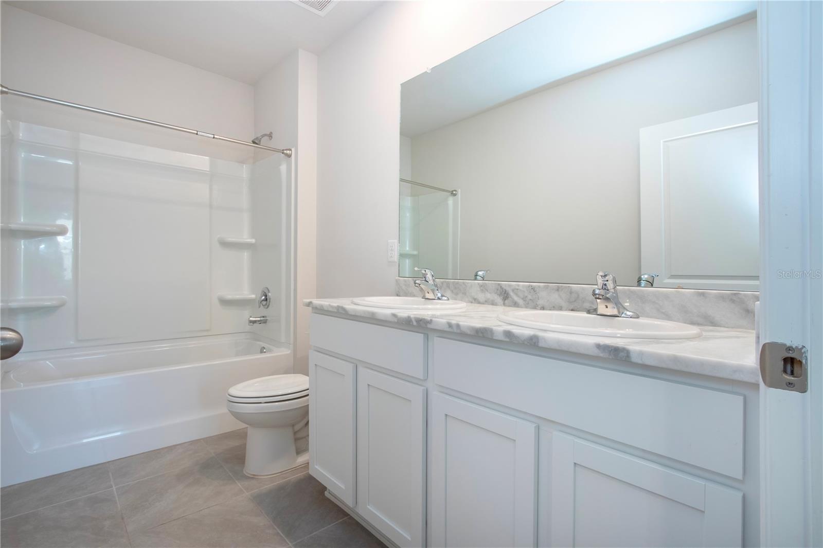 Image 54 of 87 For 3513 Hilltop Circle