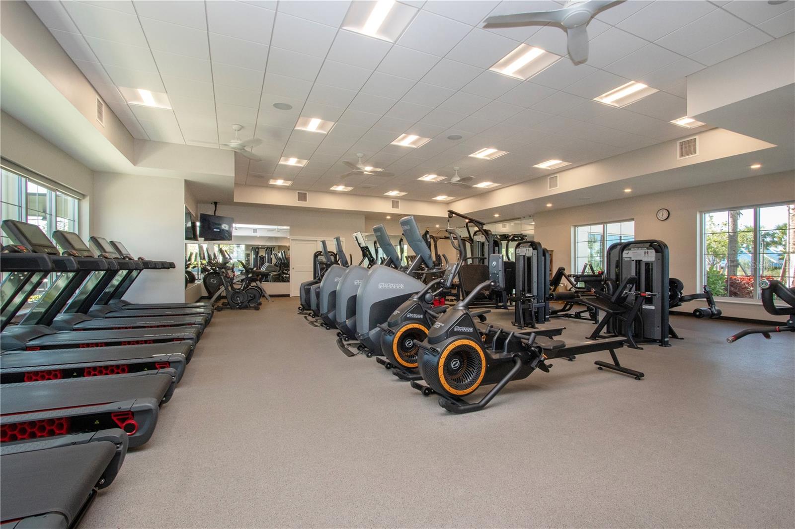 Image 83 of 87 For 3513 Hilltop Circle