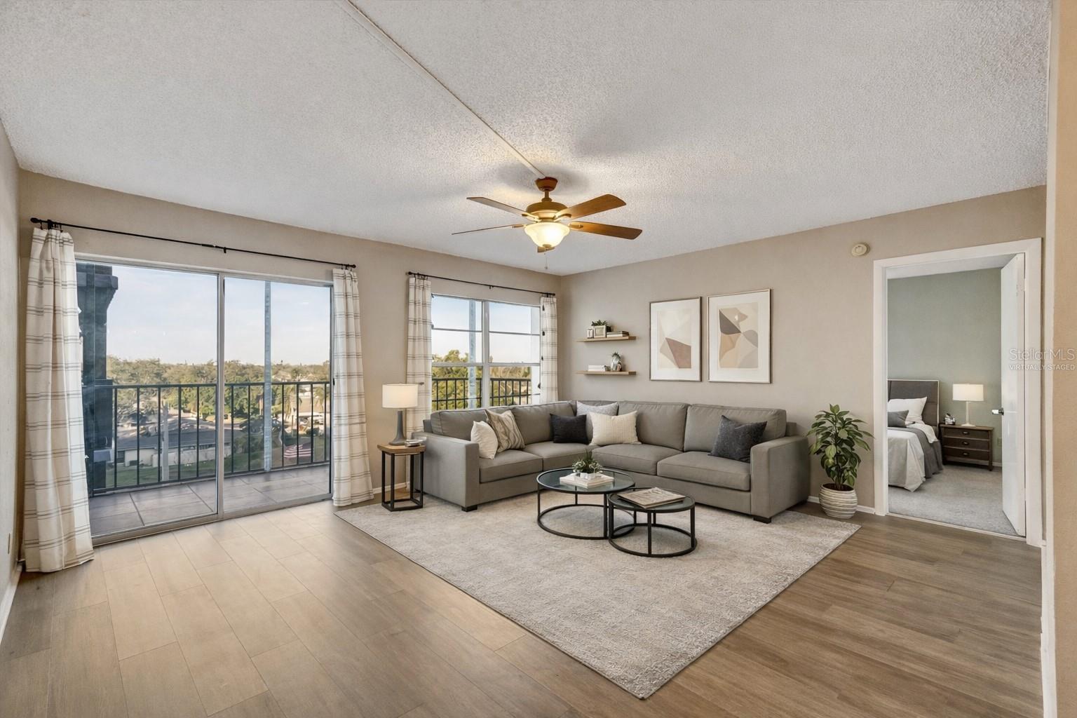 Image 3 of 22 For 2901 26th Street W 606