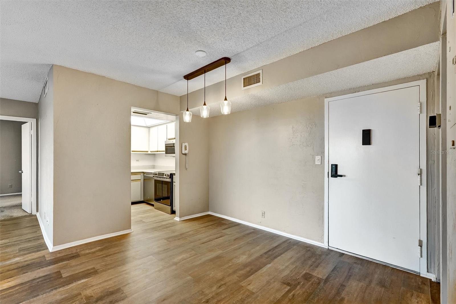 Image 5 of 22 For 2901 26th Street W 606